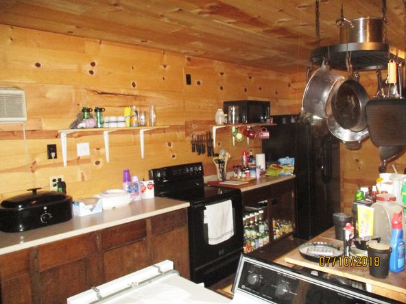 910 Washington St, Newell, WV 26050